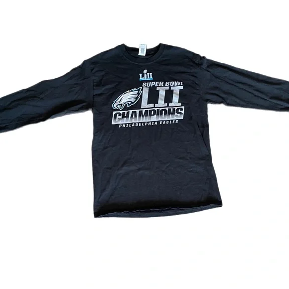 Philadelphia Eagles LII Super Bowl Champions T Shirt - Picture 1 of 4